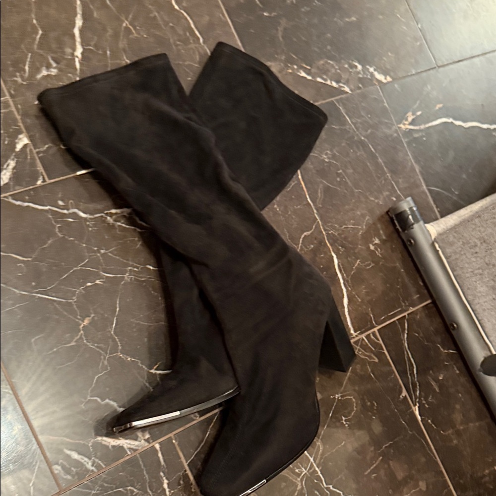 Steve Madden Black Heeled Boots fedora boot - Picture 3 of 8